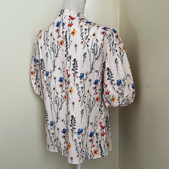 🆕 Floral Puff Sleeve Blouse - Picture 10 of 11
